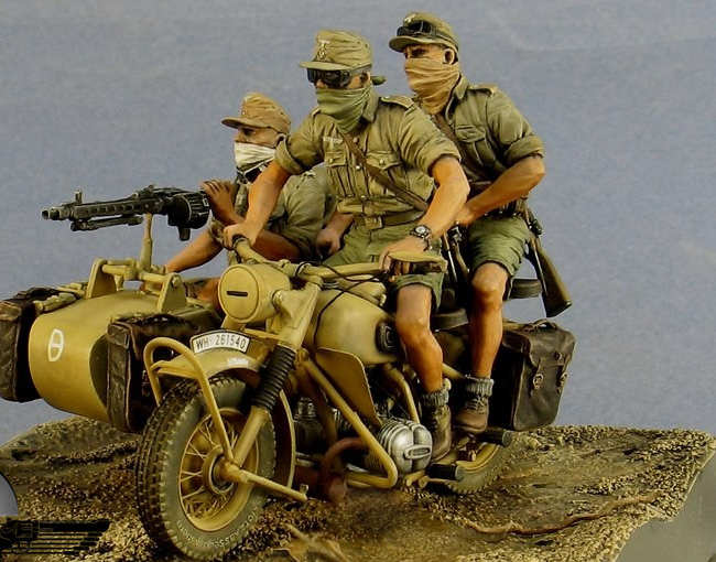 Model Kit Zza - طقم موديل راتينج لـ 3 أشخاص