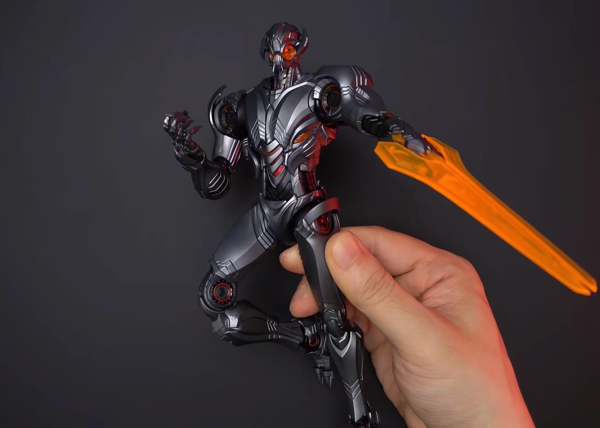 نموذج شخصية أولترون من سلسلة م - مراجعة Model Kit Ultron وسعره