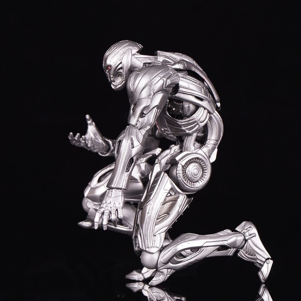 مجسم أنمي لشخصية الشرير الخارق - مراجعة Model Kit Ultron وسعره