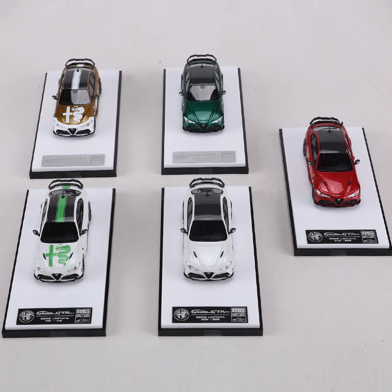 هاب كابس كارز لونج سي إل 1:64  - مراجعة Model Kit Alfa Romeo وسعره