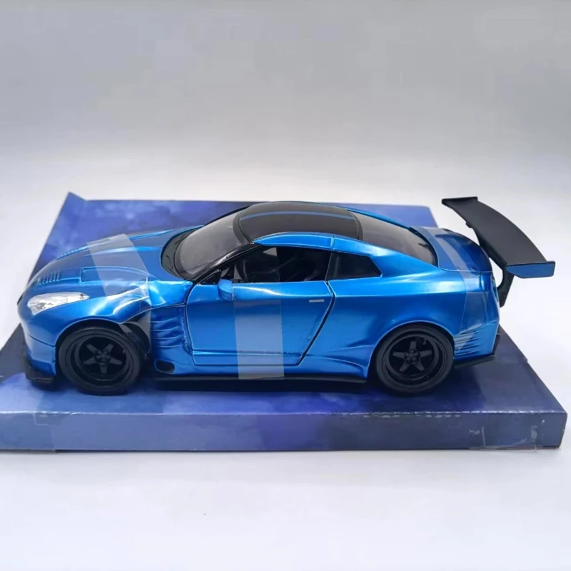 جادا 1:24 بليموث/سوبرا/الكليبس - مراجعة Model Kit Mustang وسعره