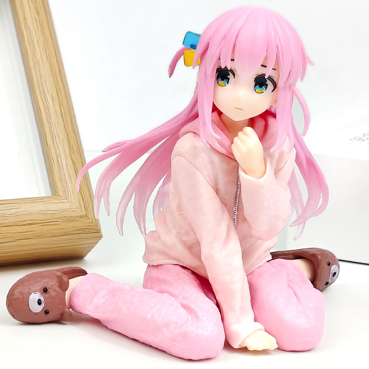 شخصيات جوتوه هيتوري أنمي يابان - مراجعة Model Kit Bocchi وسعره