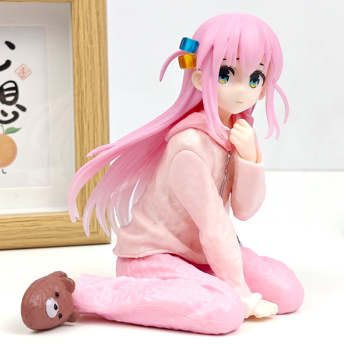 شخصيات جوتوه هيتوري أنمي يابان - مراجعة Model Kit Bocchi وسعره