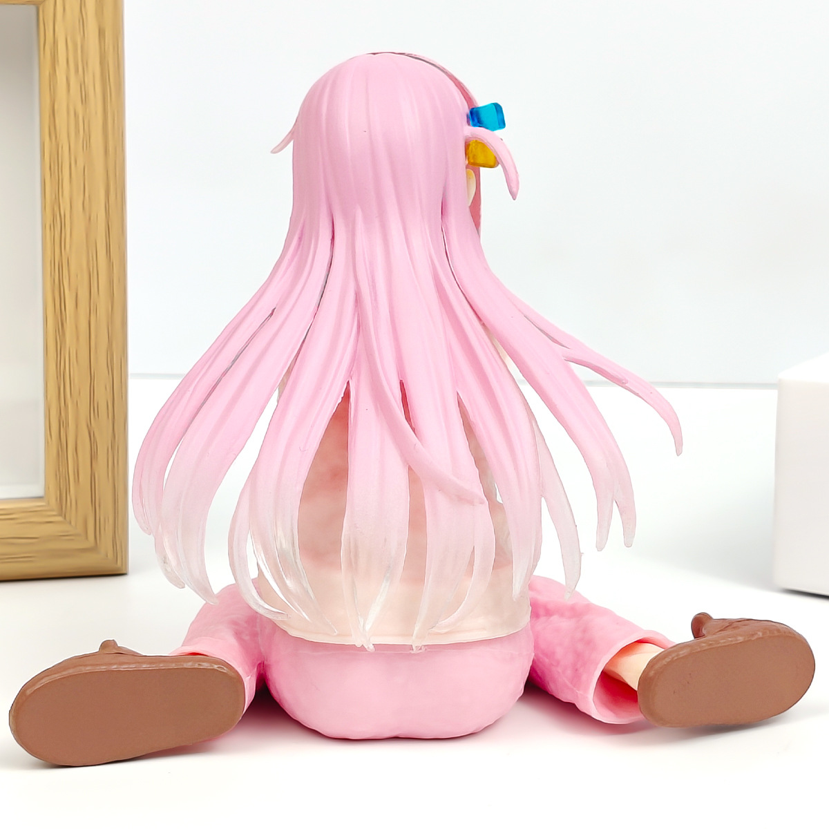 شخصيات جوتوه هيتوري أنمي يابان - مراجعة Model Kit Bocchi وسعره