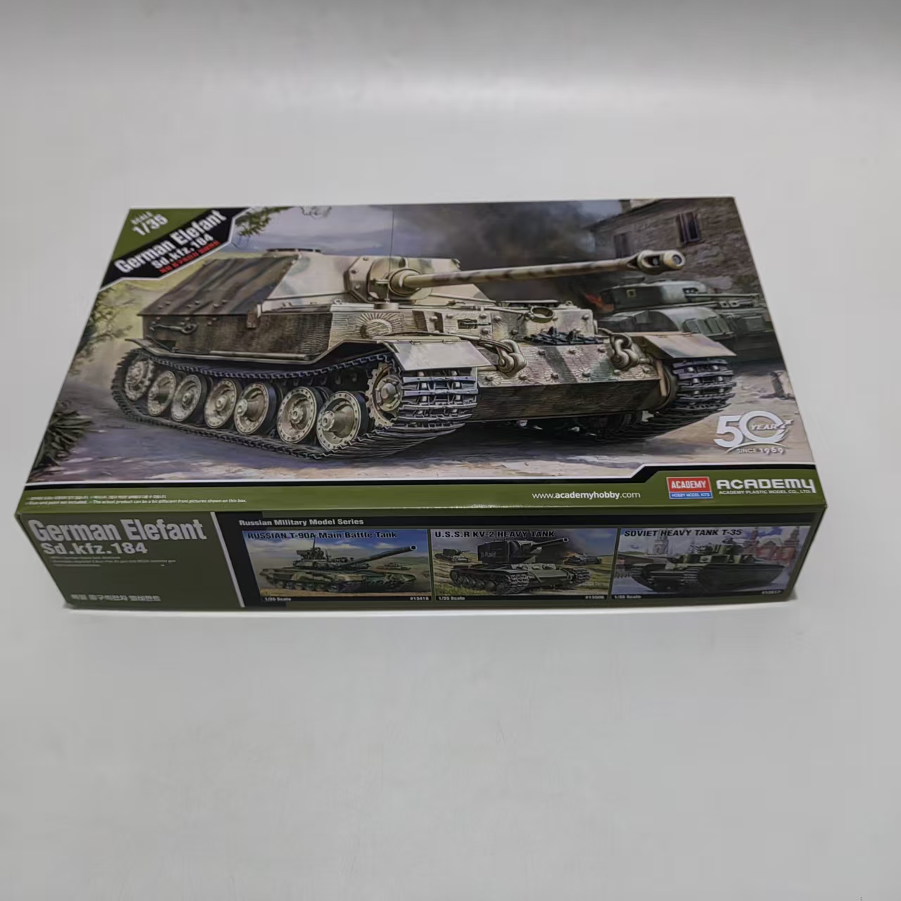 AC13537 ACADEMY 1/35 طقم نموذج - مراجعة Model Kit Academy وسعره