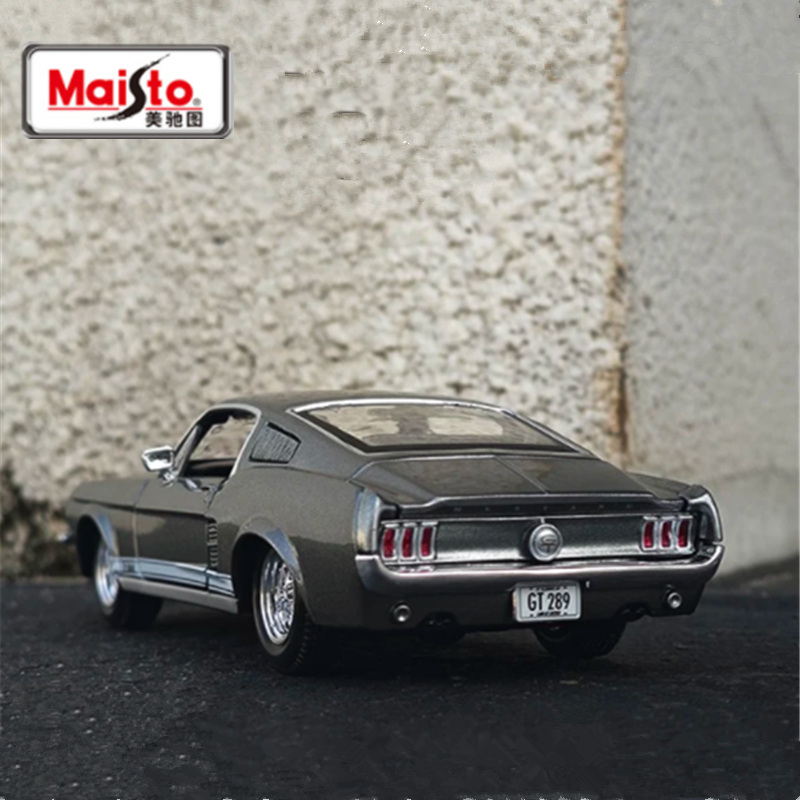Maisto 1:24 فورد موستانج GT 19 - مراجعة Model Kit Mustang وسعره