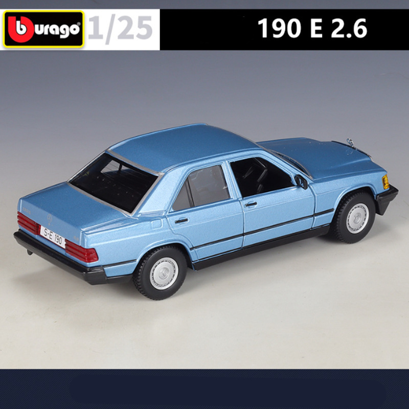 طراز سيارة كلاسيكي من Bburago- - مراجعة Model Kit Alfa Romeo وسعره